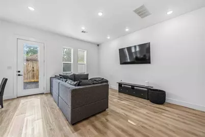 2337 Paul Quinn Street, Houston, TX 77091 - Photo 6