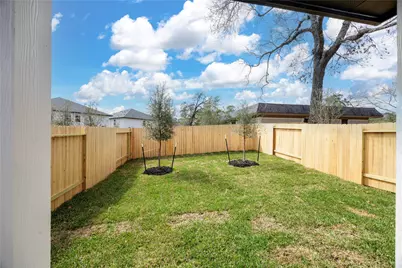 1985 Longmire Villas Court, Conroe, TX 77304 - Photo 30