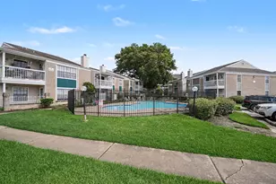 12660 Ashford Point Dr, Houston, TX 77082 - Photo 12
