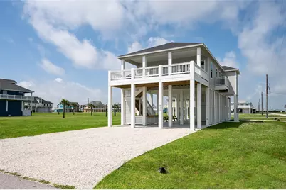 821 Casa Drive, Crystal Beach, TX 77650 - Photo 6