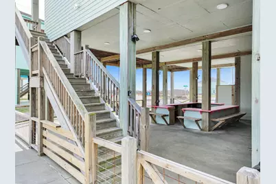 816 S Crystal Beach Road, Crystal Beach, TX 77650 - Photo 8