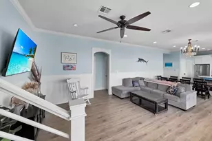 816 S Crystal Beach Rd, Port Bolivar, TX 77650 - Photo 14