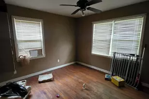 4302 Edison St, Houston, TX 77009 - Photo 8