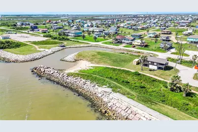 1018 Militia Drive, Surfside Beach, TX 77541 - Photo 18