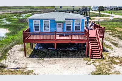1018 Militia Drive, Surfside Beach, TX 77541 - Photo 4