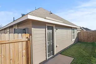 19035 Brescia Ln, Katy, TX 77449 - Photo 4