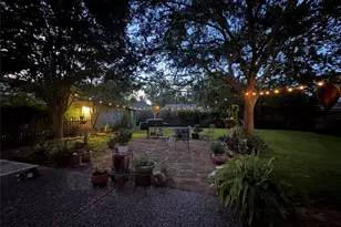 5642 Dumfries Dr, Houston, TX 77096 - Photo 30