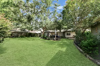 5642 Dumfries Drive, Houston, TX 77096 - Photo 32