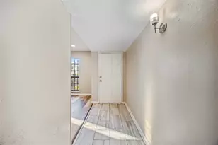 14515 Merry Meadow Dr, Houston, TX 77049 - Photo 2