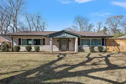 1005 Logansport Street, Nacogdoches, TX 75961 - Photo 1