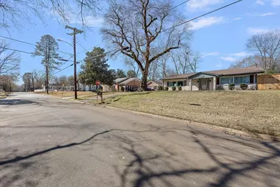 1005 Logansport Street, Nacogdoches, TX 75961 - Photo 26