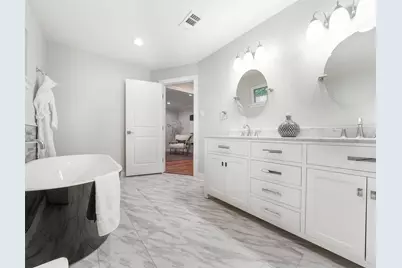 4309 Stillbrooke Drive, Houston, TX 77035 - Photo 20