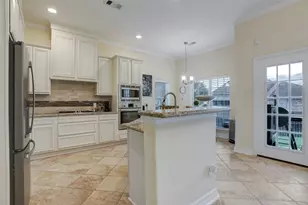 327 Twin Timbers Ln, Kemah, TX 77565 - Photo 14