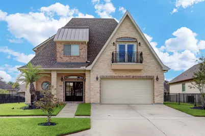 327 Twin Timbers Lane, Kemah, TX 77565 - Photo 1