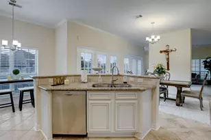 327 Twin Timbers Ln, Kemah, TX 77565 - Photo 16