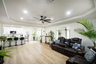 2930 W Shane St, Alvin, TX 77511 - Photo 8