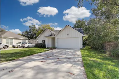 2355 Pecan Street, Beaumont, TX 77701 - Photo 2
