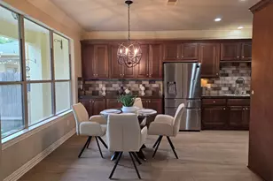 14454 Summerleaf Ln, Houston, TX 77077 - Photo 10