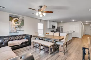 10643 Red Orchid Dr, Houston, TX 77016 - Photo 10