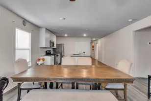 10643 Red Orchid Dr, Houston, TX 77016 - Photo 12