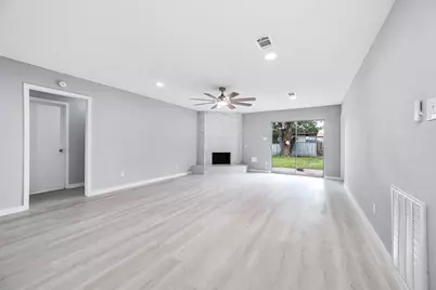 3610 Brier Gardens Drive, Houston, TX 77082 - Photo 10