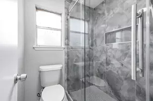 3610 Brier Gardens Dr, Houston, TX 77082 - Photo 16