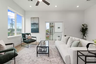 4704 Thornton Views  Rd, Houston, TX 77018 - Photo 12