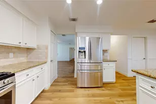 16418 Rainbow Lake Rd, Houston, TX 77095 - Photo 14