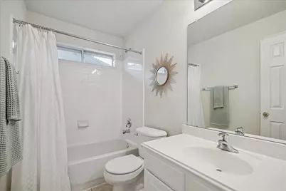 122 S Abram Circle, The Woodlands, TX 77382 - Photo 12