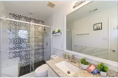 13131 Dawn Hollow Lane, Houston, TX 77072 - Photo 14