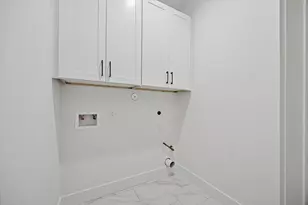 1826 W Tidwell Rd, Houston, TX 77091 - Photo 36