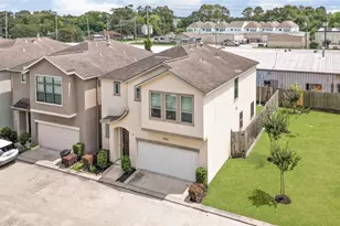 9415 Blalock Tree Ct, Houston, TX 77080 - Photo 4