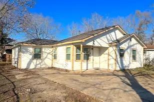 13701 Texarkana St, Houston, TX 77015 - Photo 2