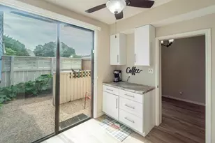 2304 Keel Ct, Willis, TX 77318 - Photo 4