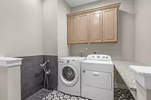 3103 Honeysuckle Wy, Katy, TX 77493 - Photo 8