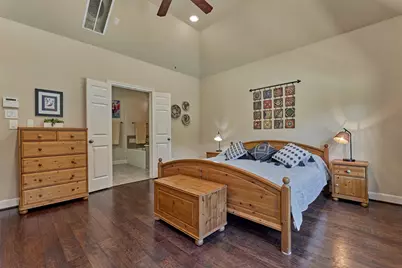 18 Shire Glen Place, The Woodlands, TX 77354 - Photo 20