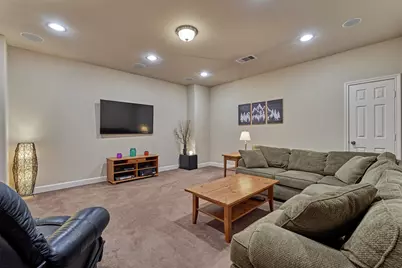 18 Shire Glen Place, The Woodlands, TX 77354 - Photo 34