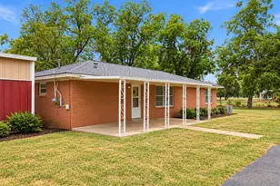 1706 W Frank St, Grand Saline, TX 75140 - Photo 2