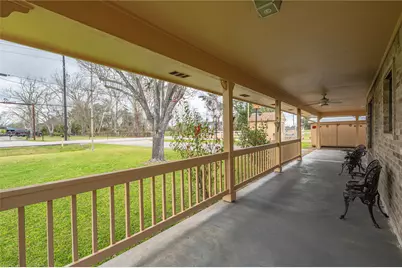 2517 Avenue L, Santa Fe, TX 77510 - Photo 4