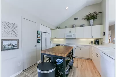 18418 E De Vaca Lane, Galveston, TX 77554 - Photo 20