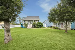 4424 Country Club Dr, Dickinson, TX 77539 - Photo 8