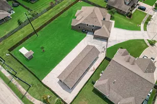 14018 Hawthorne Cir, Mont Belvieu, TX 77523 - Photo 50
