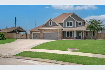 14018 Hawthorne Circle, Mont Belvieu, TX 77523 - Photo 1