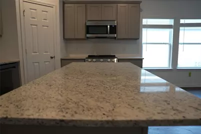 10703 Crockett Meadows Boulevard, Conroe, TX 77306 - Photo 2