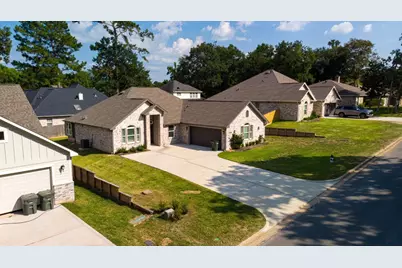 1458 River Oaks Drive, Huntsville, TX 77340 - Photo 2