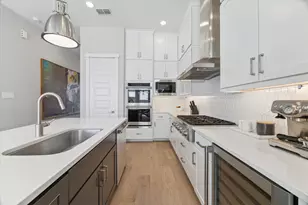 6609 Basal Woods Way, Houston, TX 77055 - Photo 10