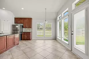 2701 Green Mountain Dr, Pearland, TX 77584 - Photo 16