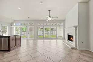 2701 Green Mountain Dr, Pearland, TX 77584 - Photo 10