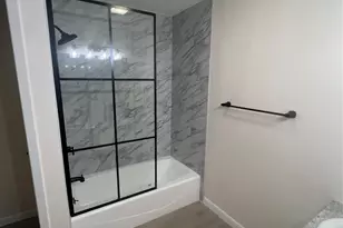 2018 Wickersham Dr, Huntsville, TX 77340 - Photo 34