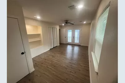 2018 Wickersham Drive, Huntsville, TX 77340 - Photo 10